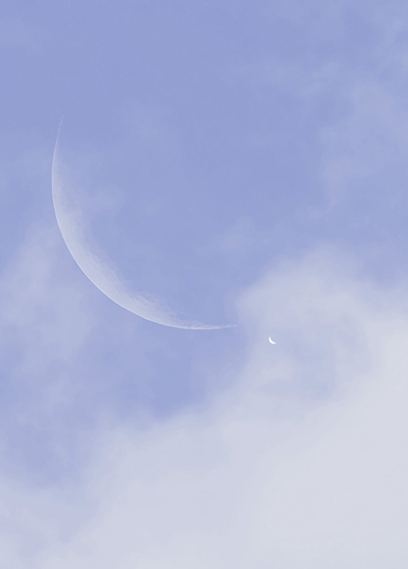 Venus and the Moon 800 pixels